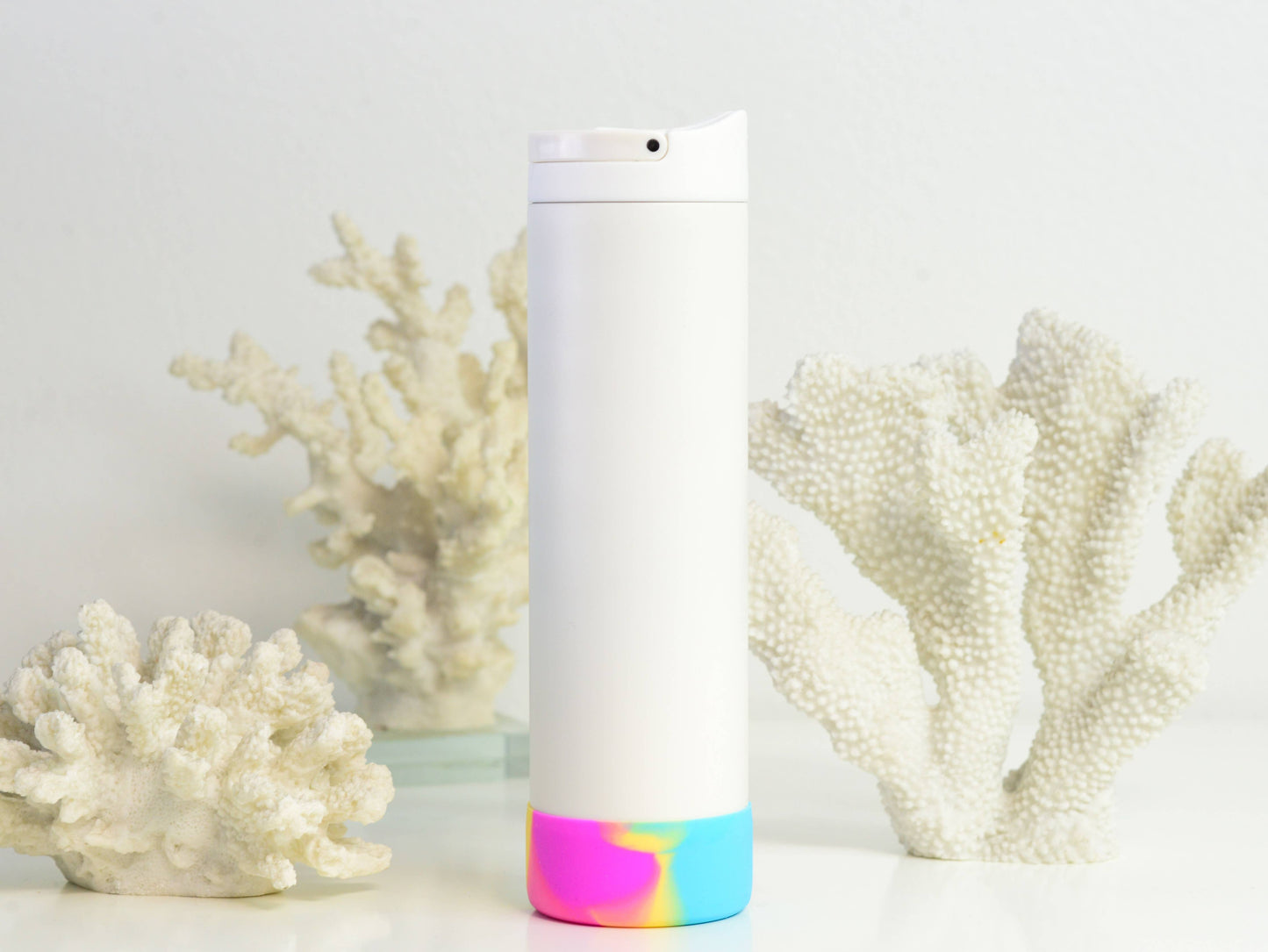 20oz Iconic Pop Bottle | White Tie Dye