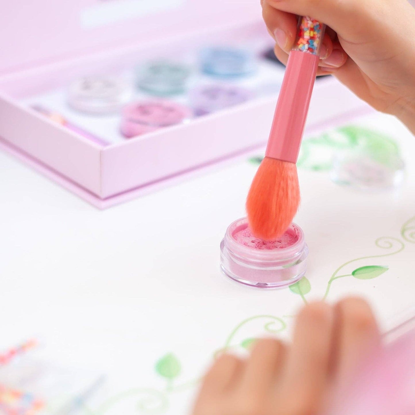 Soft Pink with Sparkles Deluxe Makeup Set