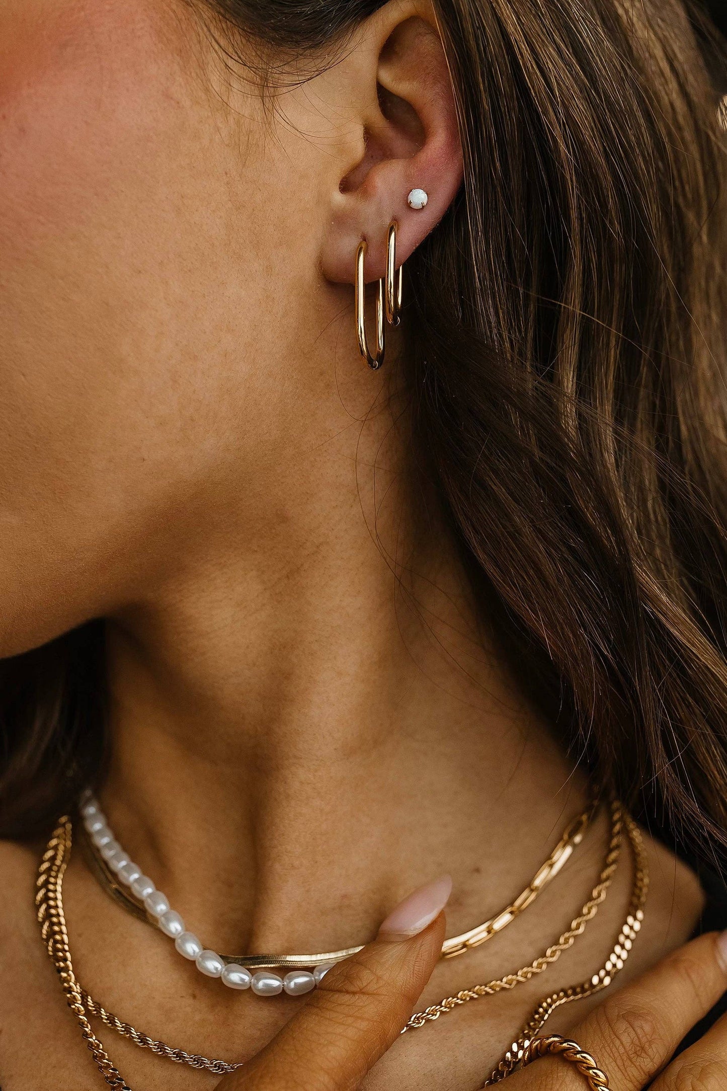 Rectangle Gold Huggies: 14mm