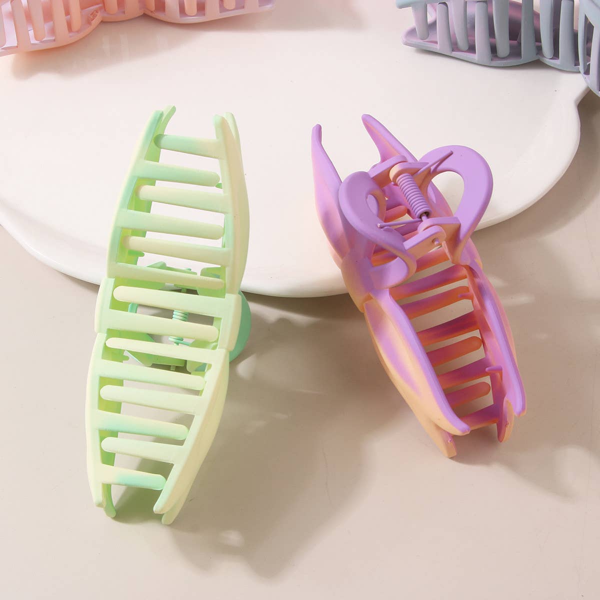 Pink Gradient Bow Claw Clip