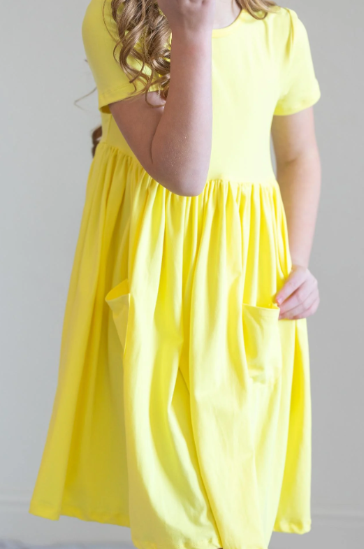 Yellow Short Sleeve Pocket Twirl Dress