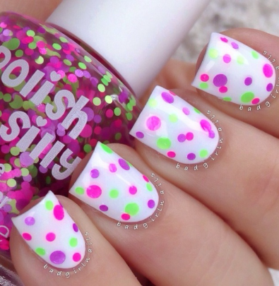 UV Light Glowing Nail Polish | Sassy
