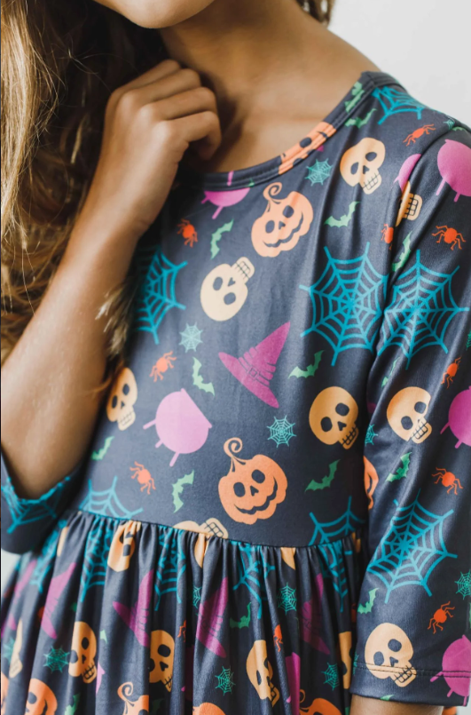 Skeleton Web 3/4 Sleeve Pocket Twirl Dress